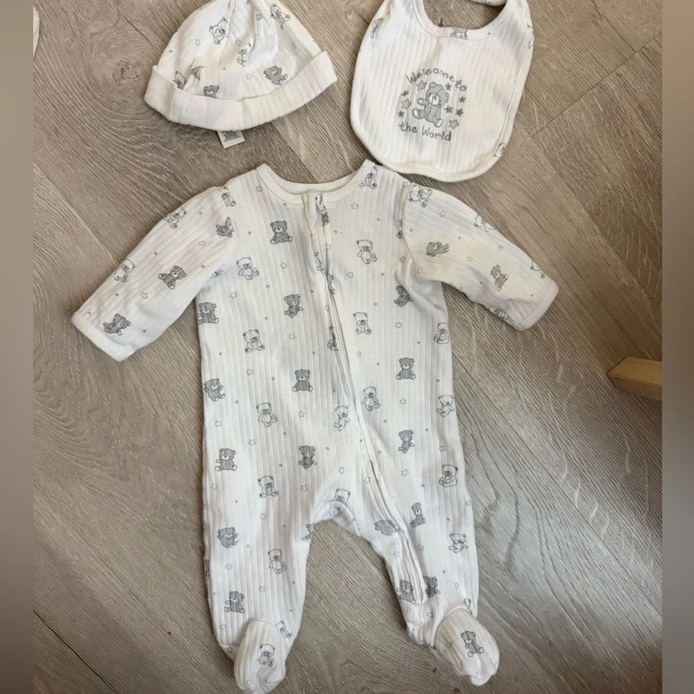NWOT Little Me Teddy Sleeper Set